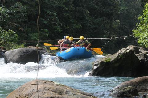 Cucaracho River Rafting Costa Rica